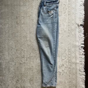 American eagle stretch mom jean